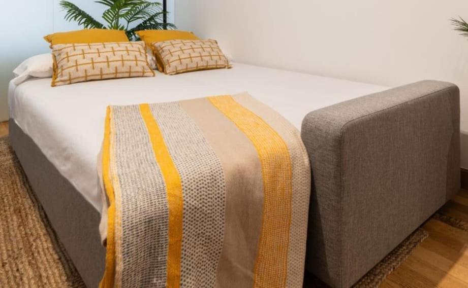 Espectacular Apartamento Olivico Con Parking Vigo Bagian luar foto